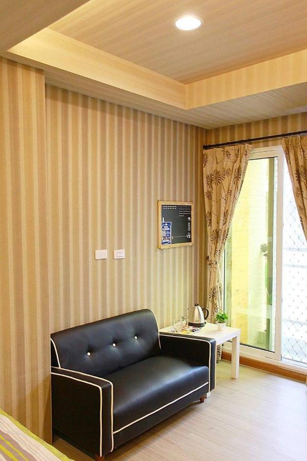 Dream Lake Tainan Exterior photo